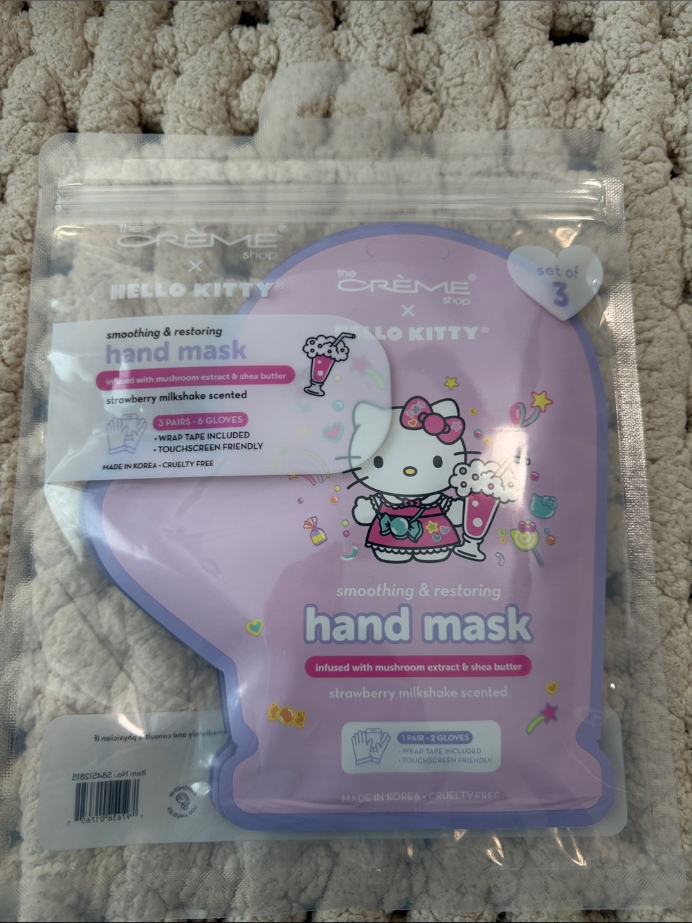 The Creme Shop x Hello Kitty Smoothing & Restoring Hand Masks - New